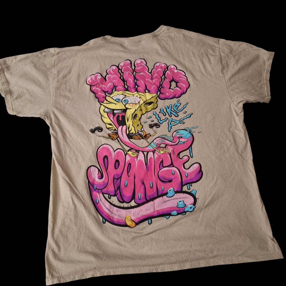 Hot Topic SpongeBob SquarePants Trippy Graffiti Back-Print Tee - Size Large